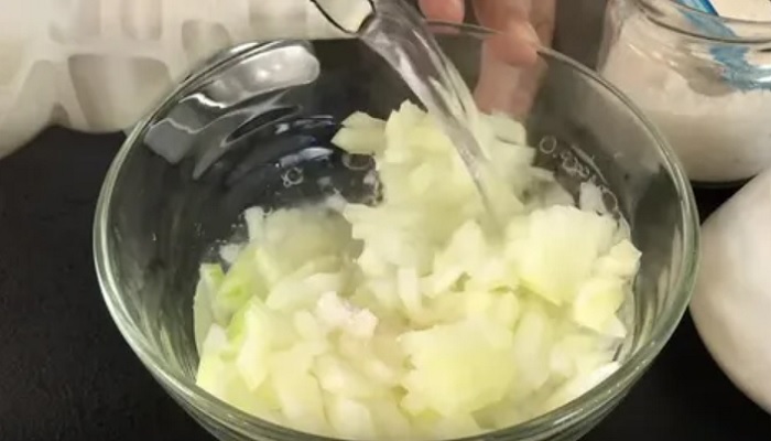 ОТЛИЧНЫЙ РЕЦЕПТ ИЗ ЛУКА ДЛЯ СНИЖЕНИЯ САХАРА В КРОВИ! УЖЕ НЕСКОЛЬКО ЛЕТ ГЛЮКОЗА В НОРМЕ!