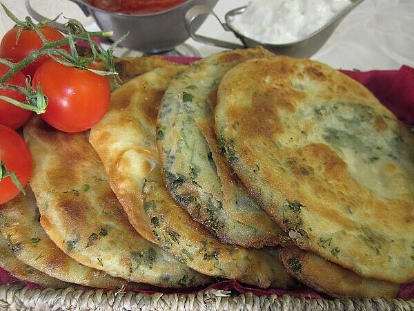 Прелестные лепёшки с начинкой