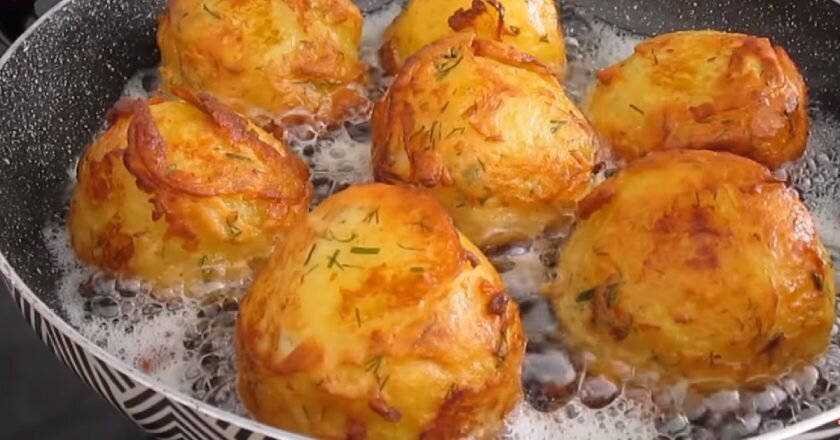 Рецепт картофеля в сметанном кляре. Деликатес! Рецепт картофеля в сметанном кляре. Деликатес!