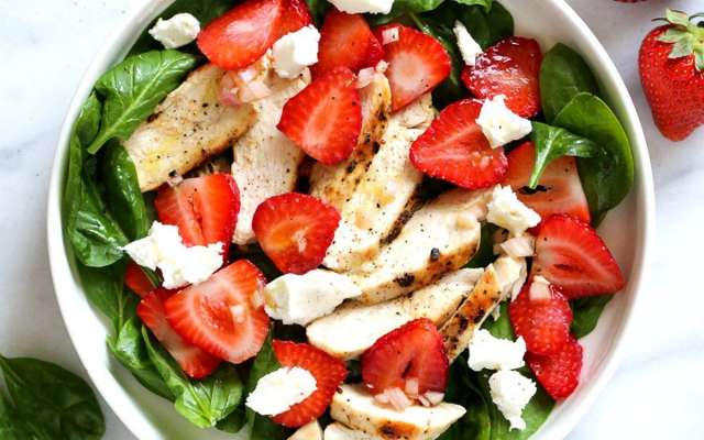 Семь простых и вкусных диетических блюд до 300 ккал