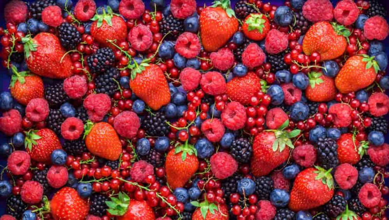 ТОП-5 полезных продуктов, которые должны быть на полке Вашего холодильника