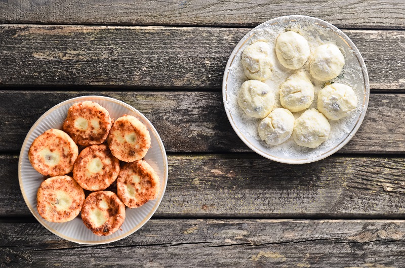 В таких творожниках много творога, мало муки, на вкус они как печенье В таких творожниках много творога, мало муки, на вкус они как печенье