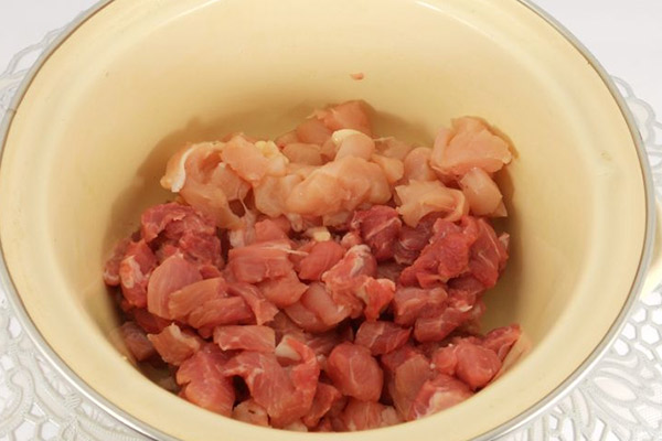Ветчина рубленая из свинины и курицы