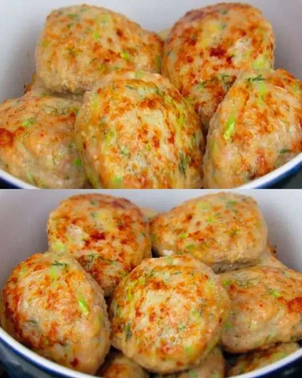Сочные и вкусные куриные котлетки с кабачком.